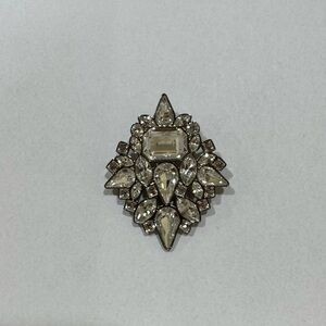 Swarovski Crystal Brooch Pin Brilliant Clear Rhinestones Silver